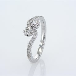 טבעת מעוצבת Violet משובצת יהלומים