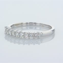 טבעת חצי נישואין יהלומים LUCA
