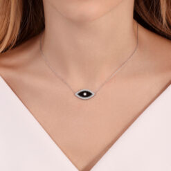 תליון עין עם אמייל משובץ יהלומים – 0.34 קראט 💎