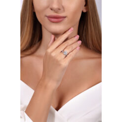 טבעת בצורת טיפה עם שיבוץ פתוח ושינה מעוגלת – 1.50 קראט 💎