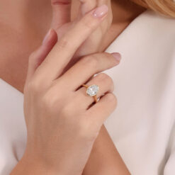 טבעת יהלום אובל שיבוץ בזל – 2.50 קראט 💎